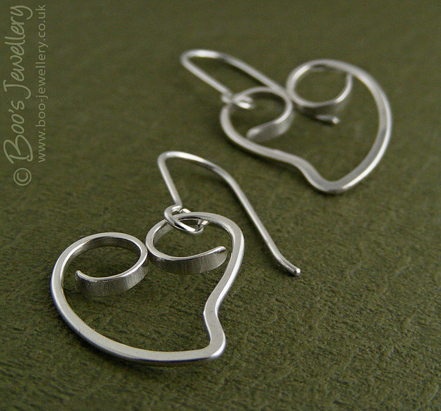 File:Wholesale jewelry 5360.jpg